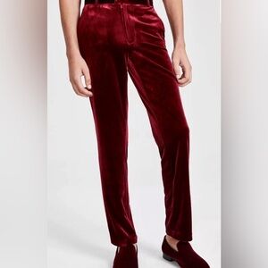 N.C. International Concepts Men's Logan Slim-Fit Red Velvet Pants size 33
